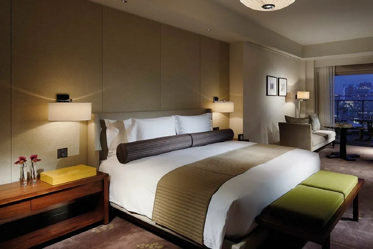 Palace Hotel Tokyo 5*,