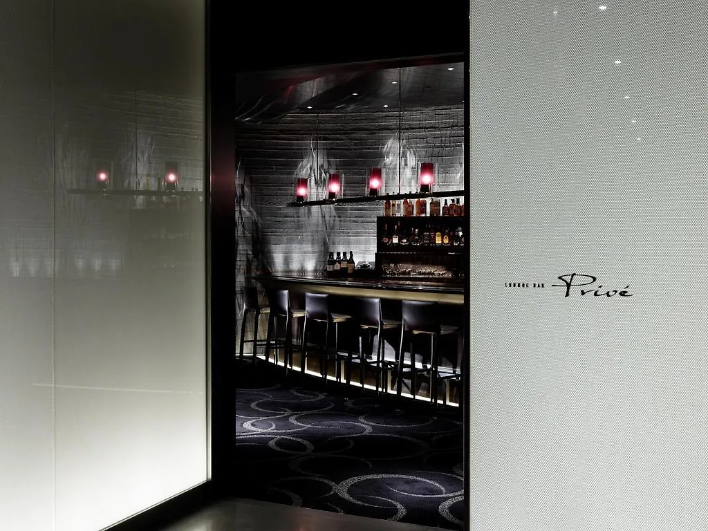 Palace Hotel Tokyo 5*,